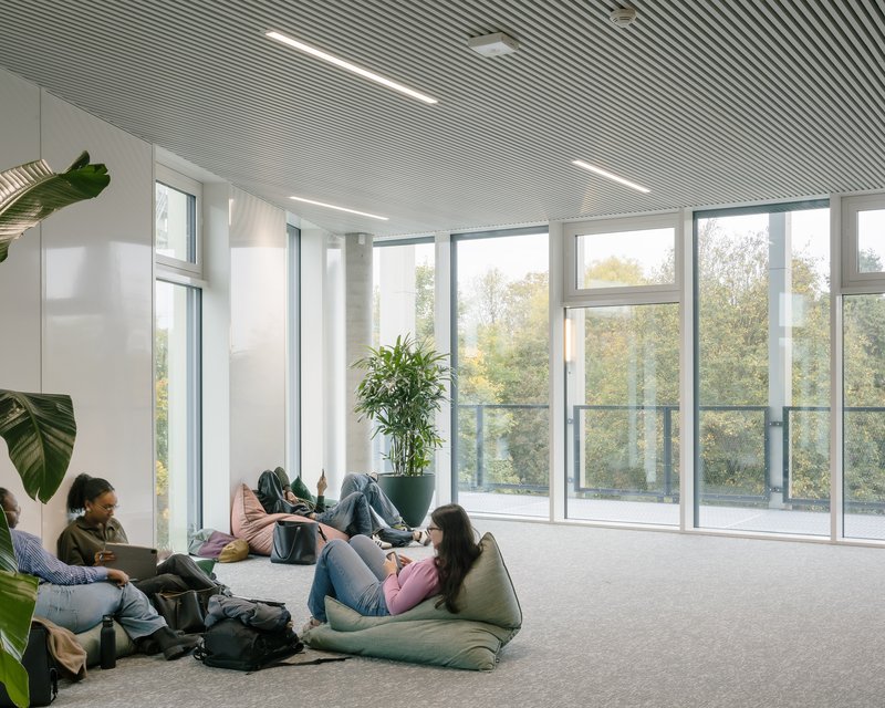 Learning and Innovation Center / evr-Architecten - Interior Photography, Chair