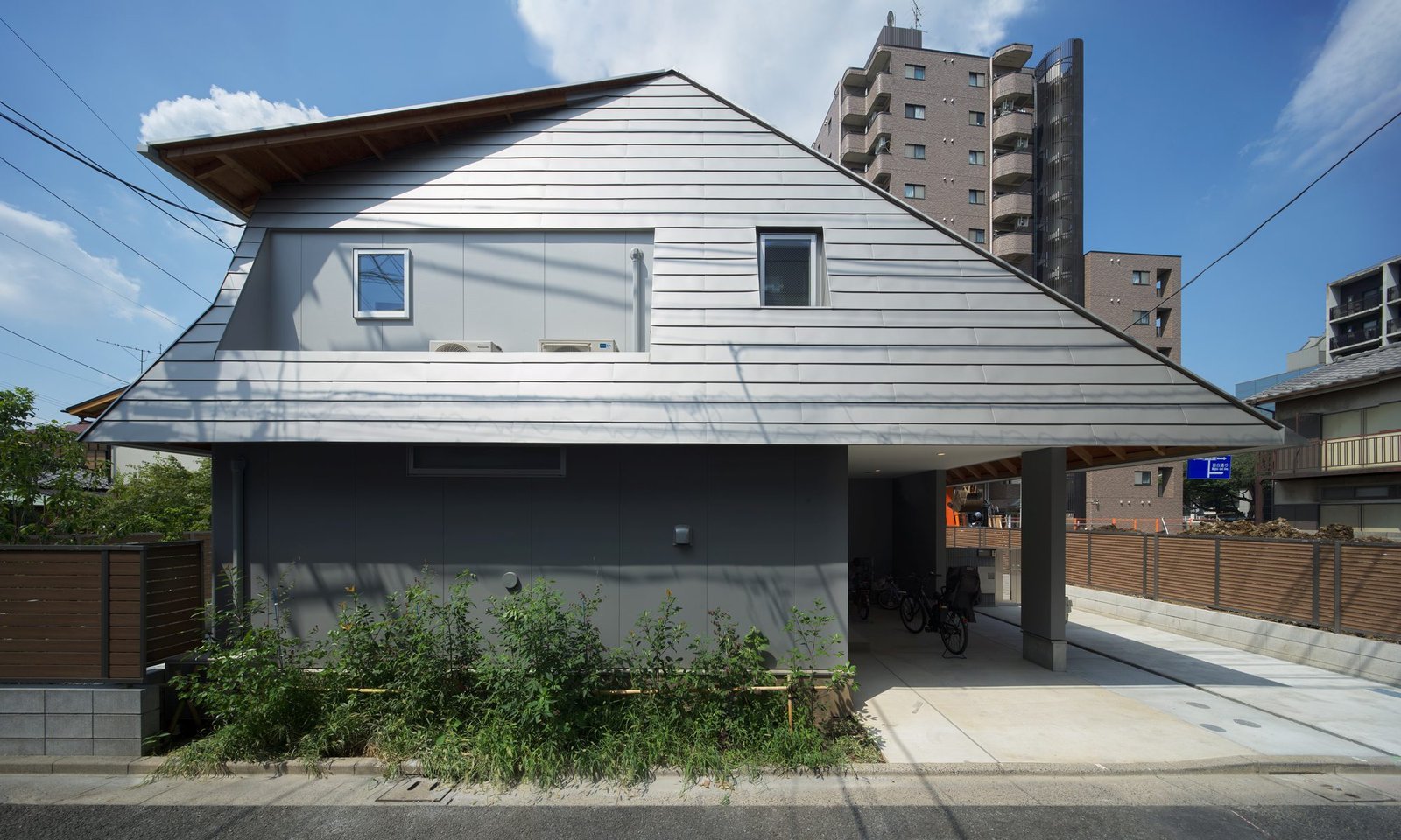 Dois Telhados que Dançam Juntos