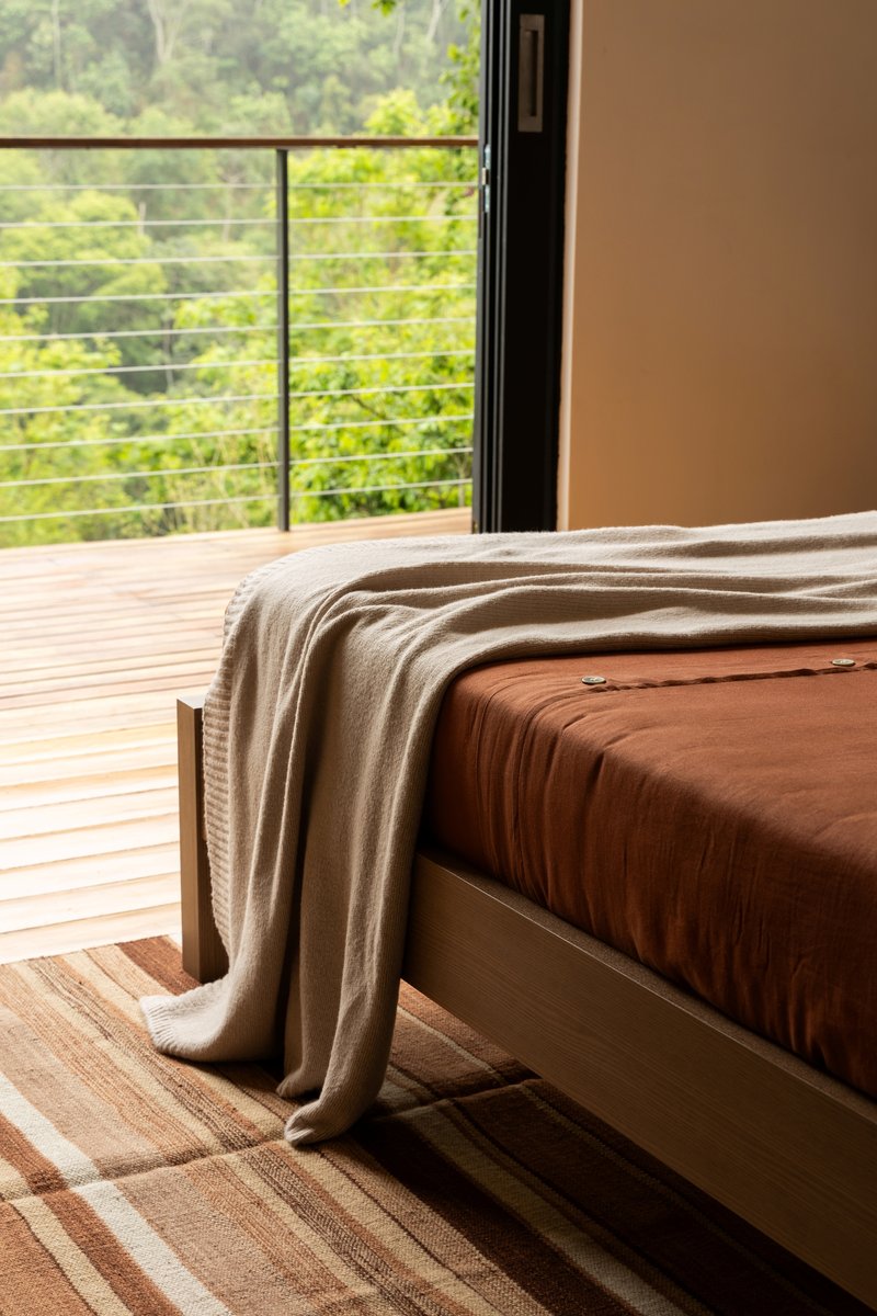 Forest Cabin / Angá Arquitetura - Interior Photography, Bedroom, Wood, Bed