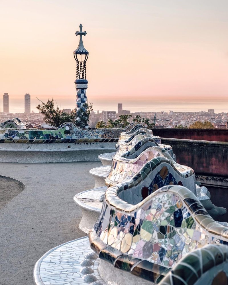 Barcelona Architecture City Guide: 30 Buildings and Places from Gaudí to Today - Image 14 of 34