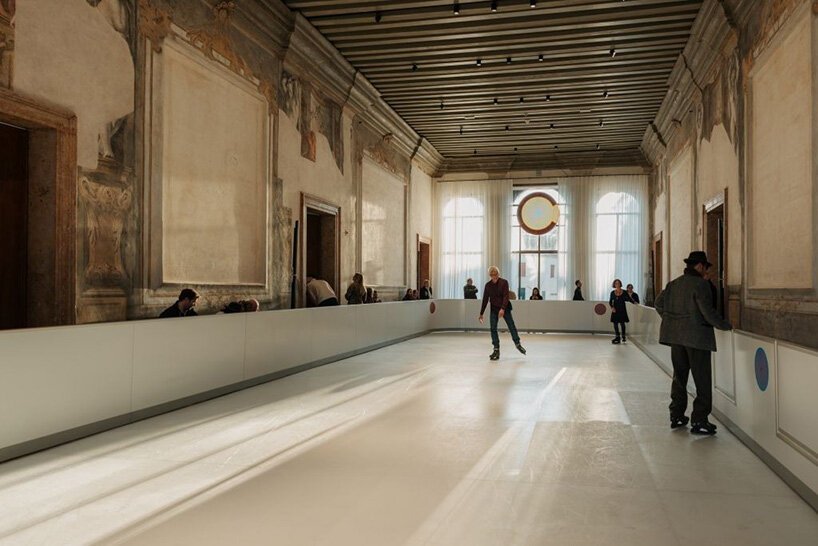 O Gelo Invisível Sob Frescos Venezianos